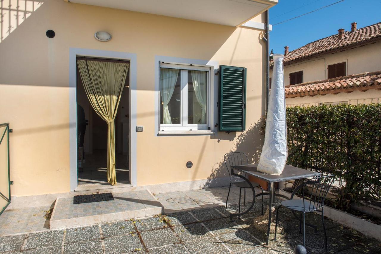 Apartamento A08 - Poggio, Delizioso Bilocale Al Piano Terra Poggio  Exterior foto